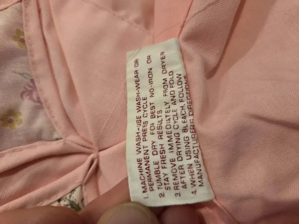 VTG Cannon Monticello Pink Quilted Twin Bedspread Cathedral Window Cottagecore